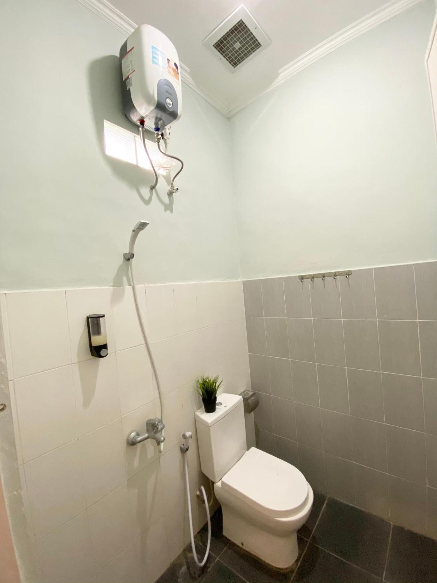 Lagriya Guest House Ketewel المظهر الخارجي الصورة